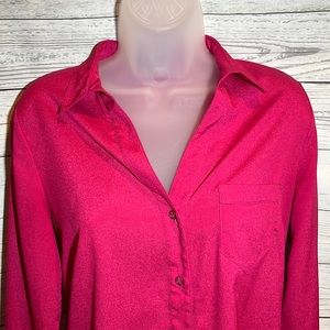 The Limited collared button down top blouse in a pink wine fuchsia! Size Small